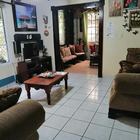 Hotel Casa Bonita La Lima San Pedro Sula Buitenkant foto